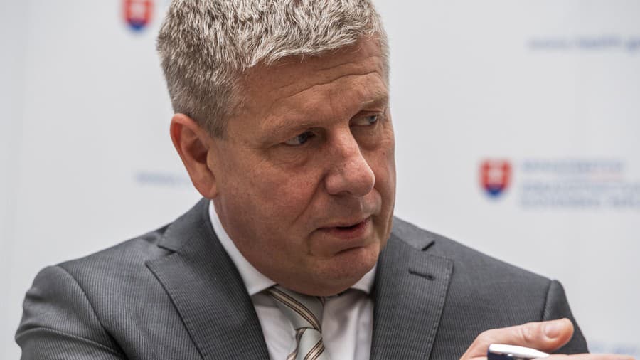 Na snímke minister zdravotníctva SR Vladimír Lengvarský (nominant OĽaNO).