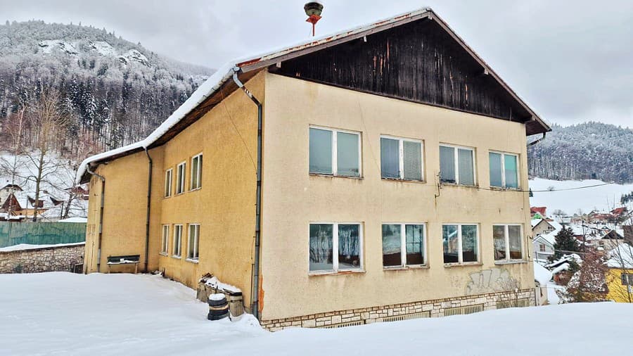 Súčasnosť: Obec predala starú budovu obecného úradu investorovi za 316-tisíc eur