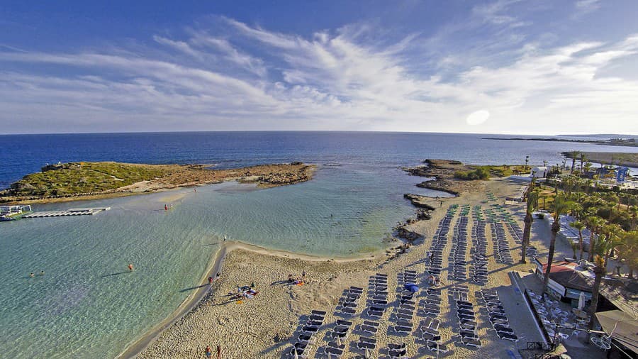 Nissi Beach, Cyprus. Letenka od 49€