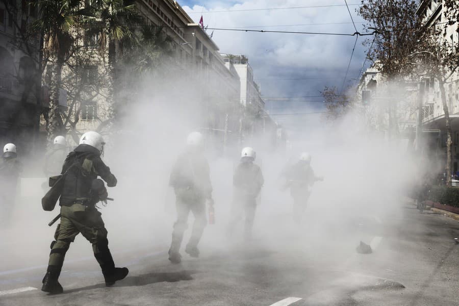 Počas protestov v Grécku