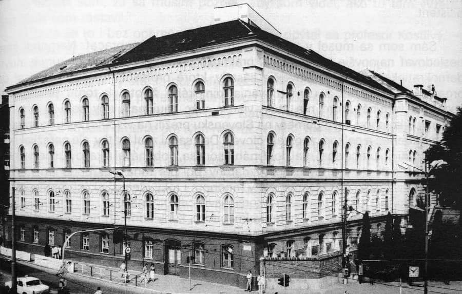 Štátna nemocnica na Mickiewiczovej