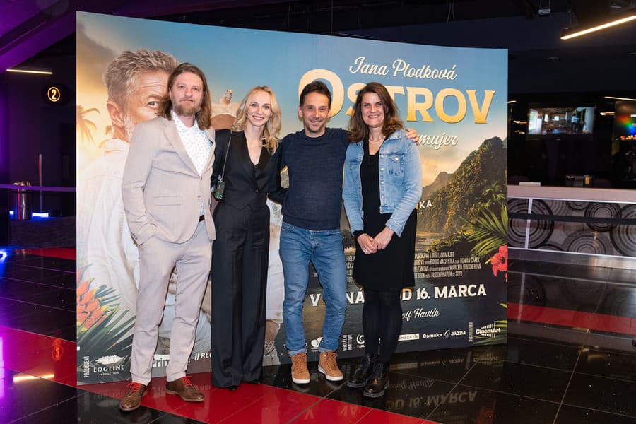 Herci na premiére filmu Ostrov. 