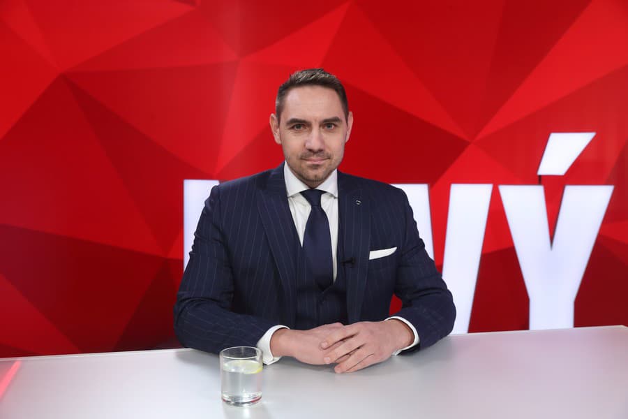 Poslanec OĽANO György Gyimesi.