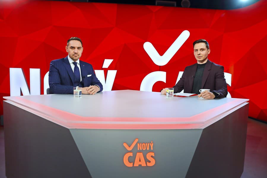 Poslanec OĽANO György Gyimesi počas rozhovoru pre Nový Čas.