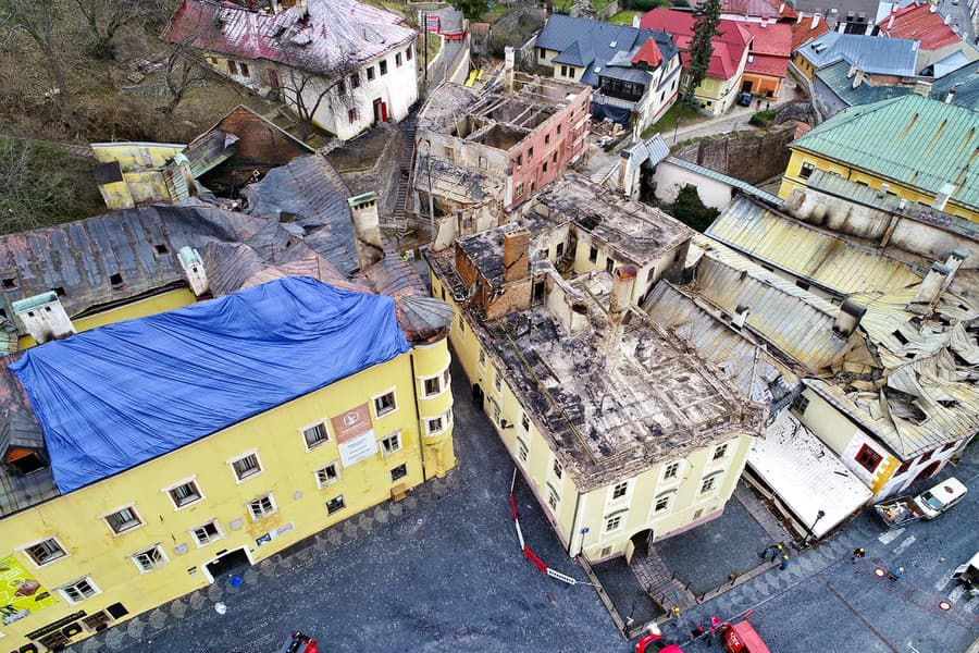 Zničená strecha na Berggerichte