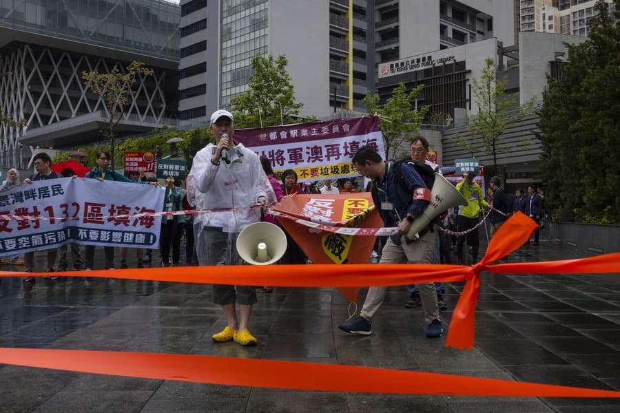 Nedeľný protest v Hongkongu.