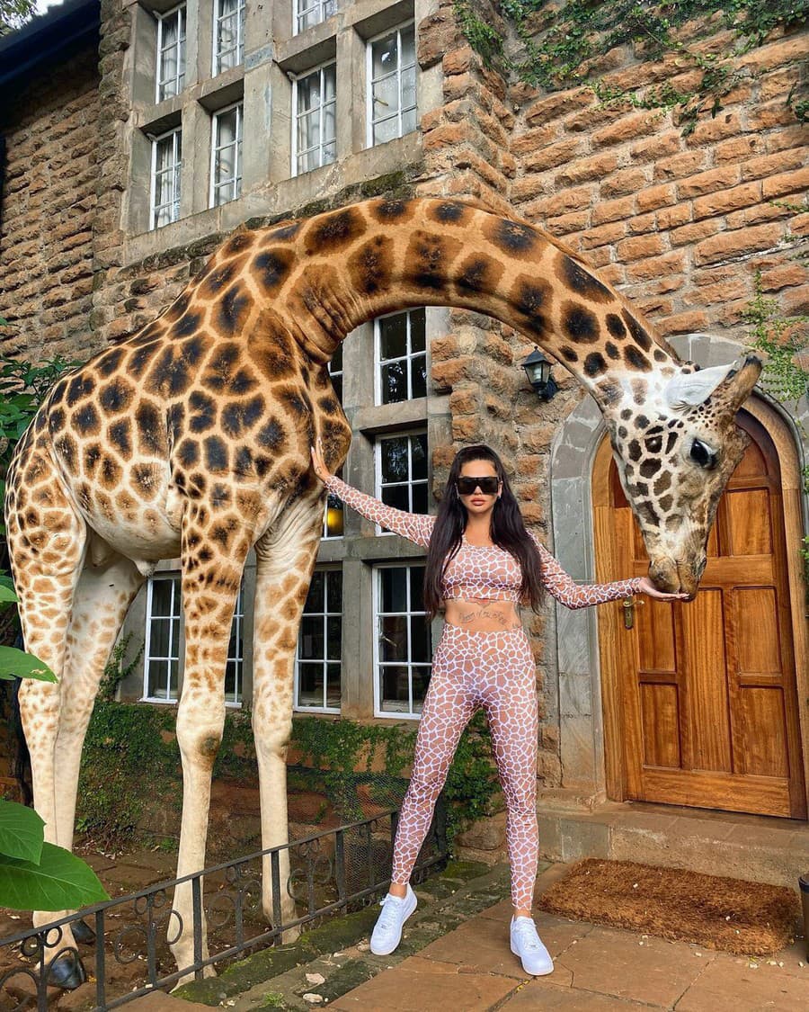 Pre exkluzívne fotky neváha cestovať do rôznych kútov sveta. 