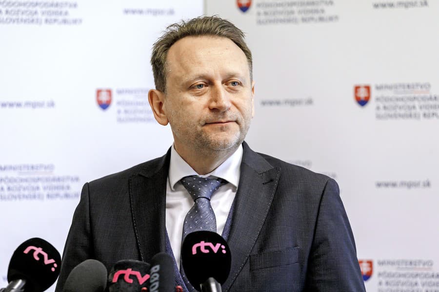 Šéf pôdohospodárstva tvrdí, že takýto nápad majú zo zahraničia.