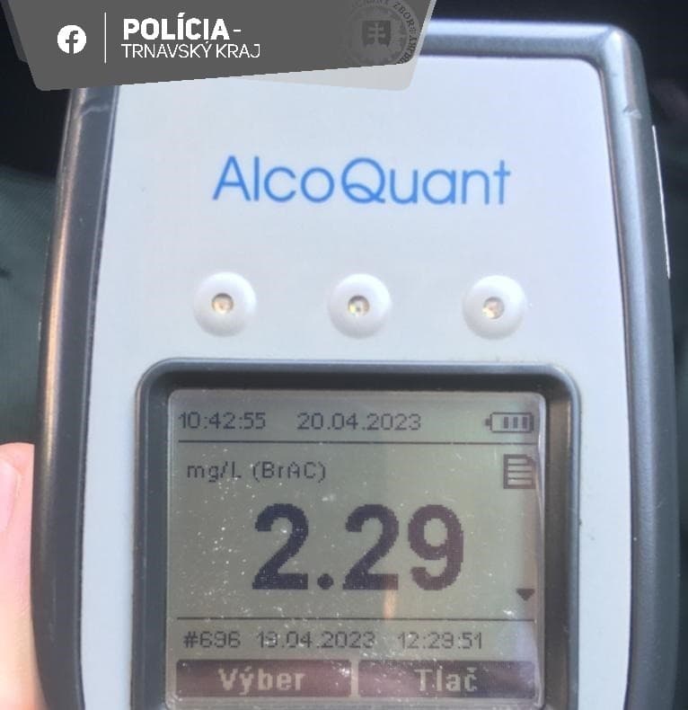 Polícia prijala oznámenie o vodičovi, ktorý po Trnave jazdil s takmer 5 promile.