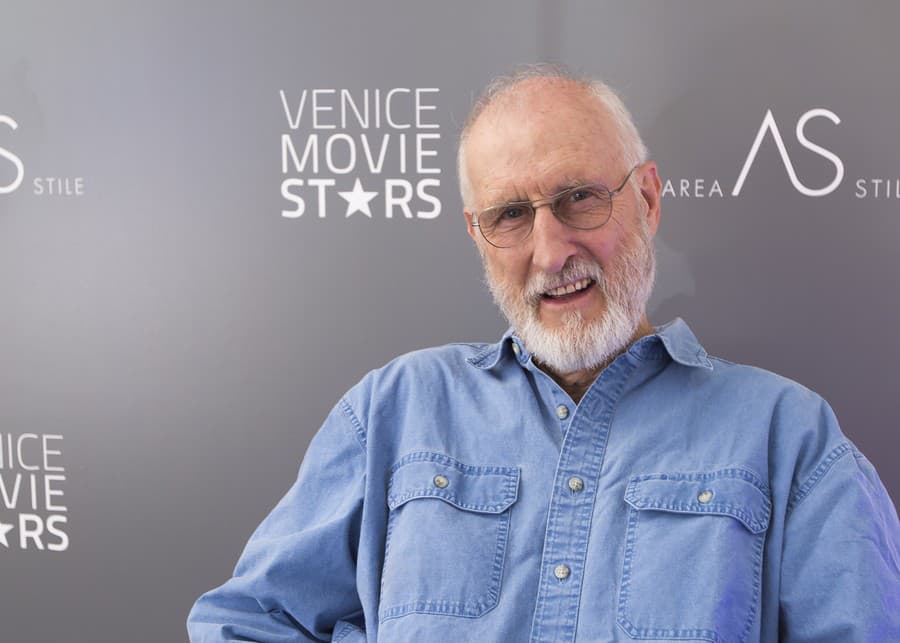 Herec James Cromwell