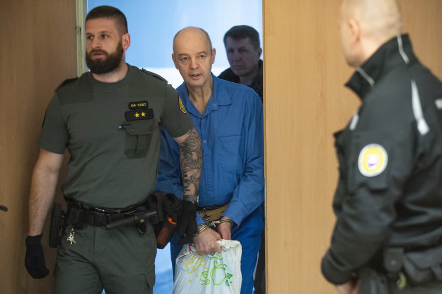 Na snímke obžalovaný Pavol Rusko počas pojednávania v kauze objednávky vraždy Sylvie Klaus-Volzovej.