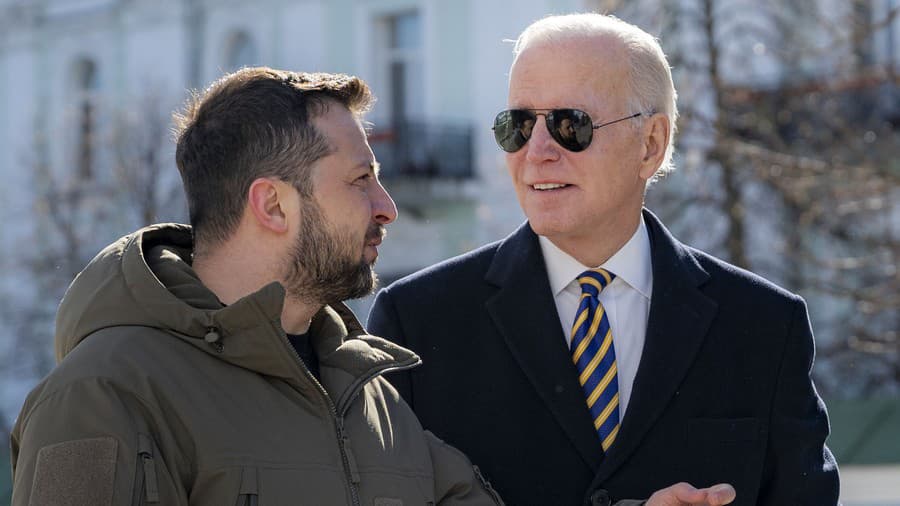 Biden a Zelenskyj na