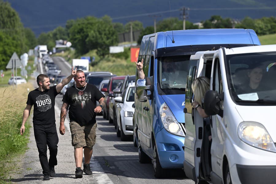 Na snímke fanúšikovia hudobnej