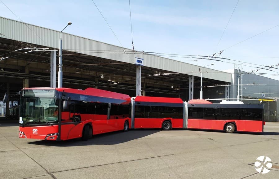 Ešte koncom tohto leta by mali prvé trolejbusy doraziť na Slovensko.  