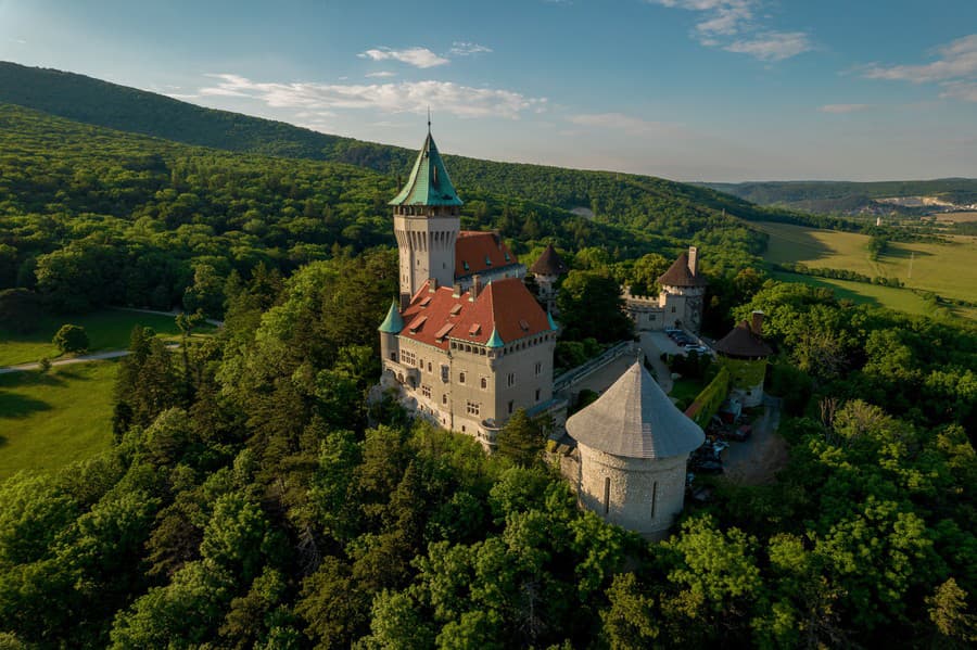 Smolenická fčela bude voziť