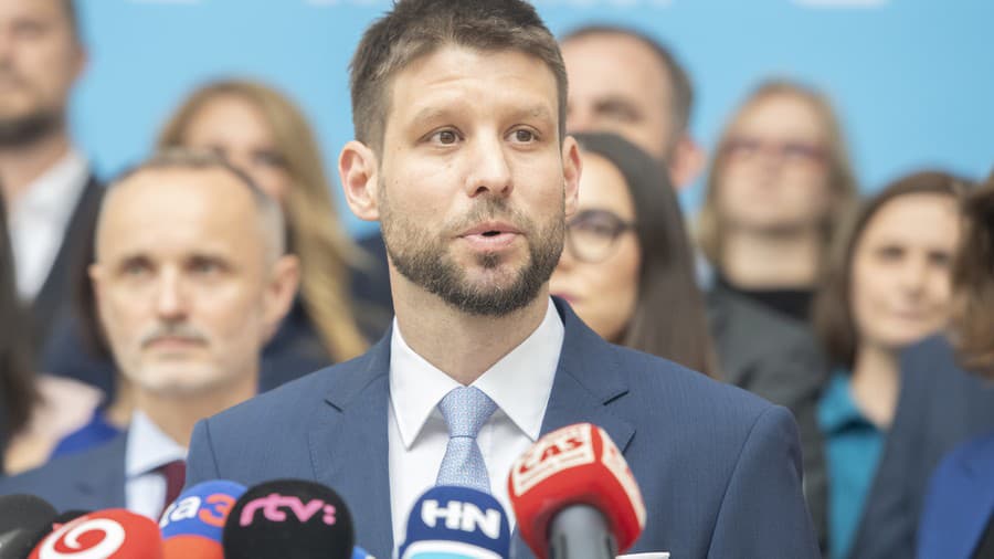 Na snímke predseda hnutia Progresívne Slovensko (PS) Michal Šimečka.