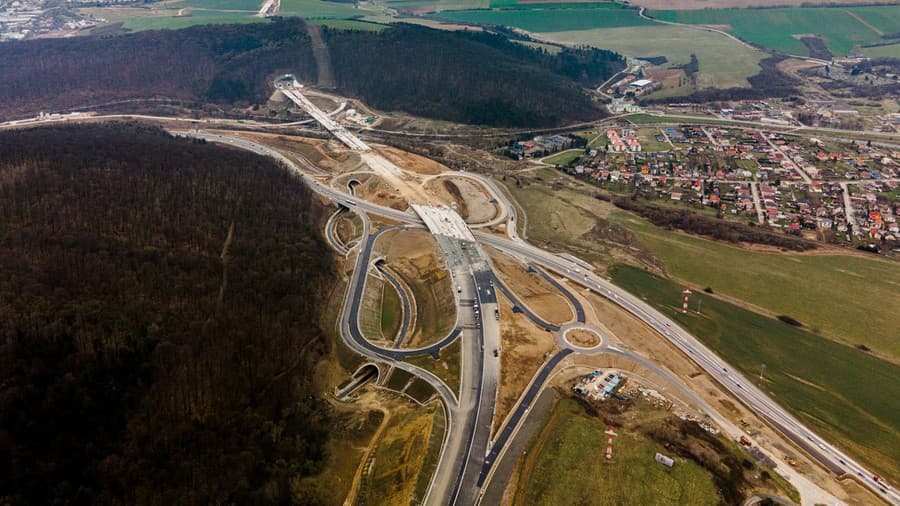 Politici sľubovali už mnoho