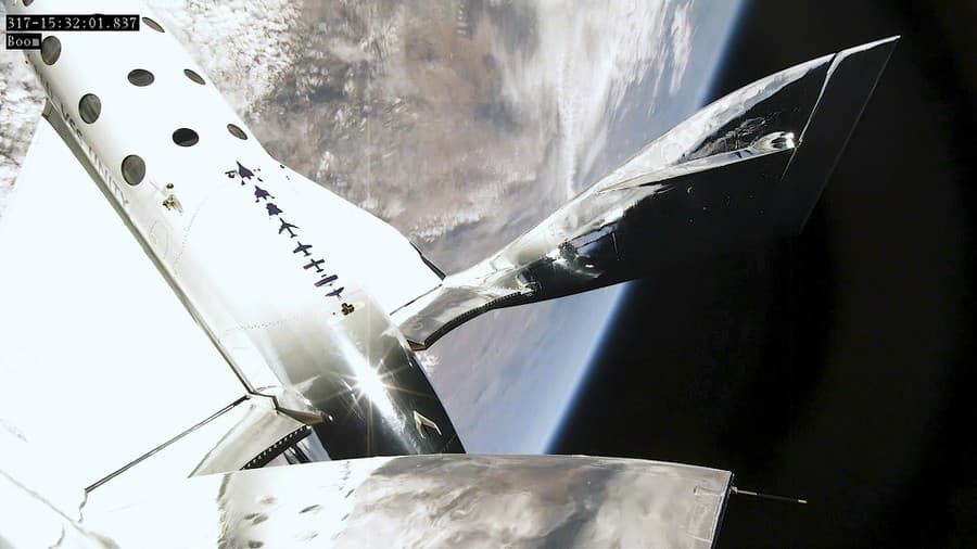 Raketoplán SpaceShipTwo, nazývaný tiež