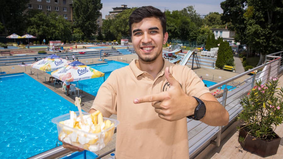 Denis (18), študent, Bratislava.