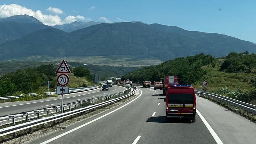 Slovenských hasičov v Grécku