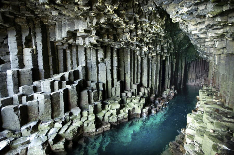 Fingalova jaskyňa v Škótsku