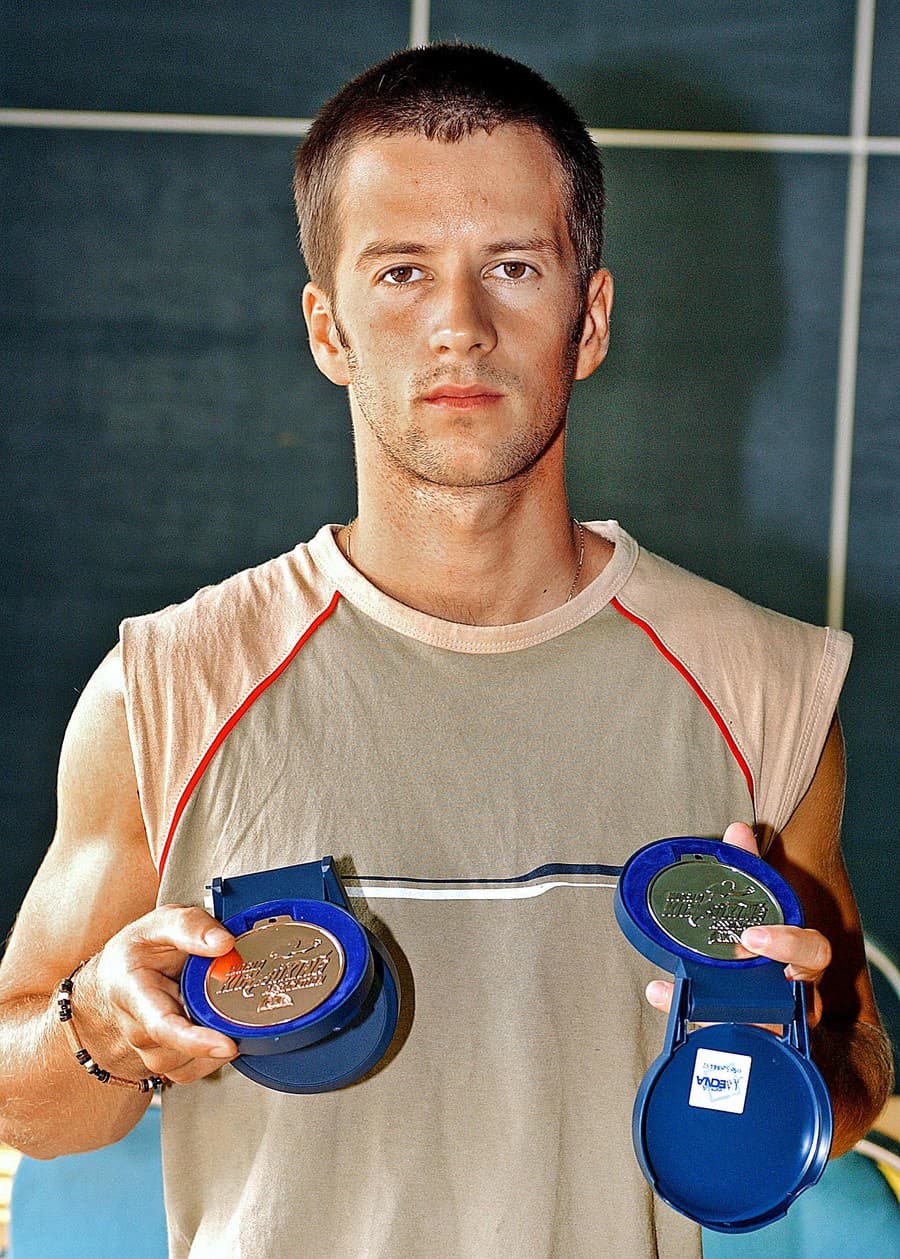 Vladimír je úspešný kickboxer. 