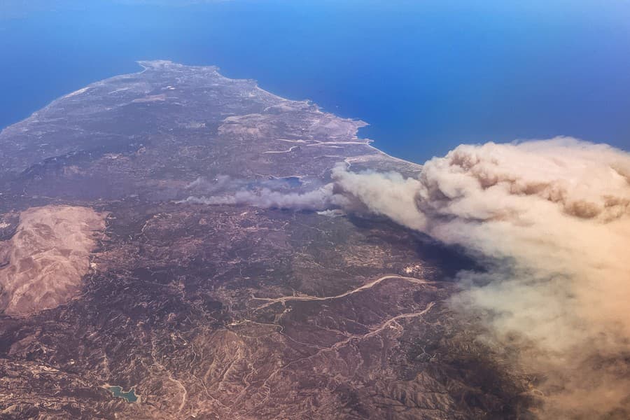 Grécky ostrov Rodos bojuje