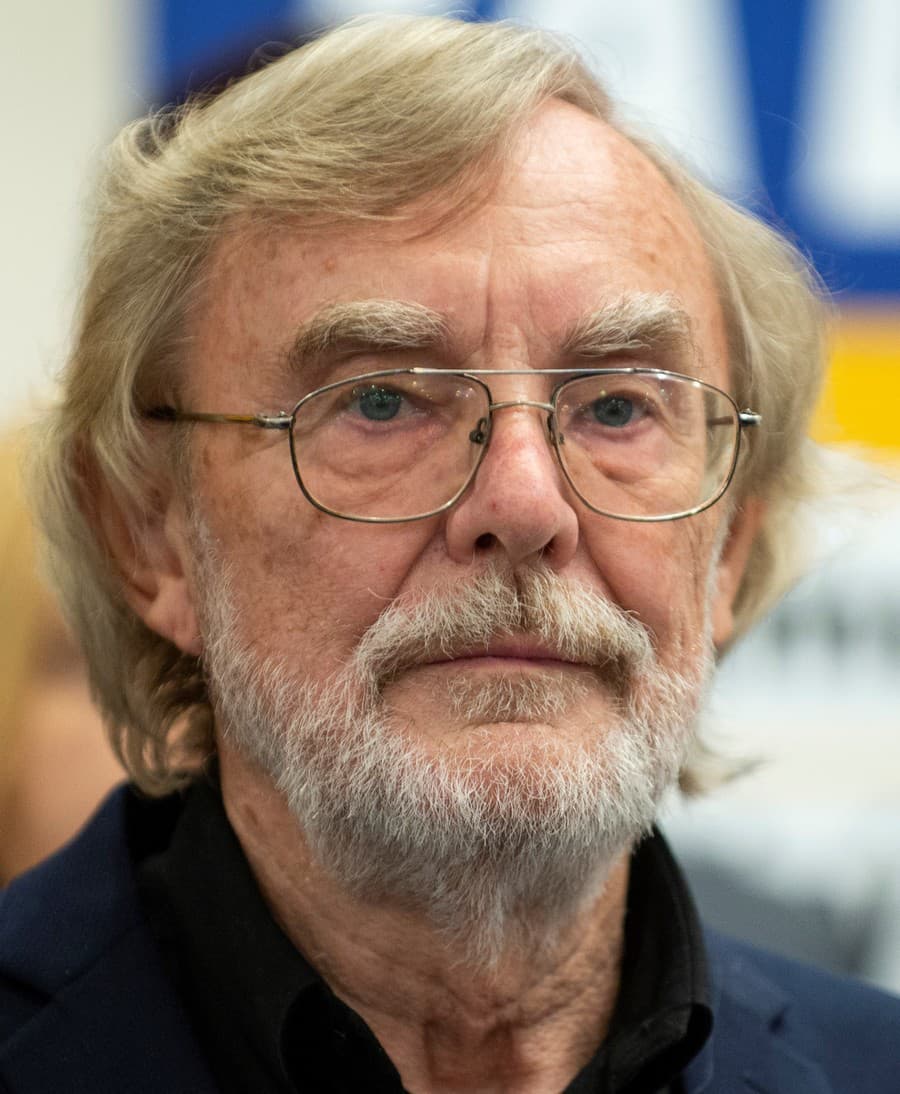 Ján Benčík (74), SaS