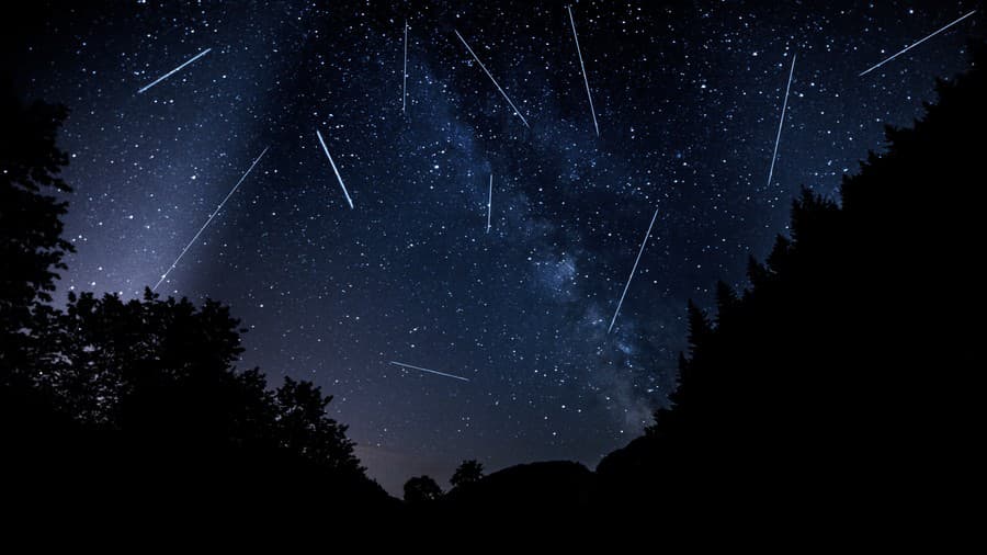 Počas meteorického roja Perzeíd