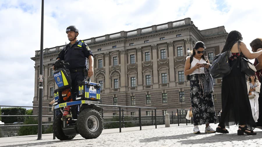 Policajt na Segway hliadkuje