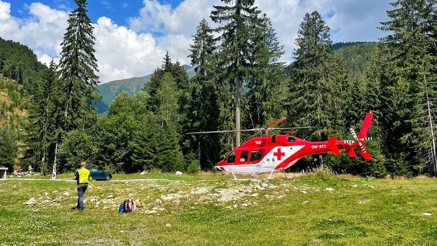 Turistke vyslali záchranný vrtuľník,