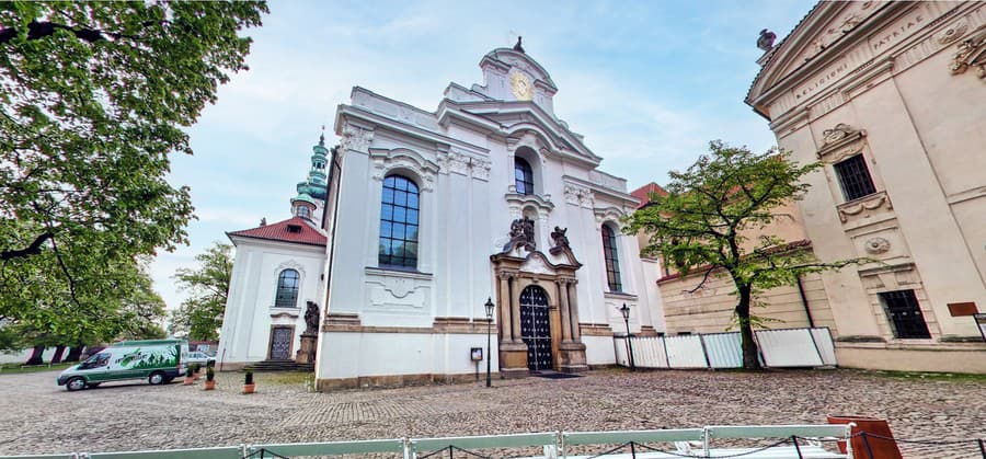 V pražskej Bazilike Nanebovzatia Panny Márie prebehne posledná rozlúčka.
