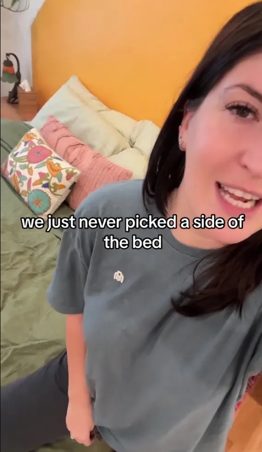 Pár sa nezamýšľa nad tým kto spí na akej strane postele.