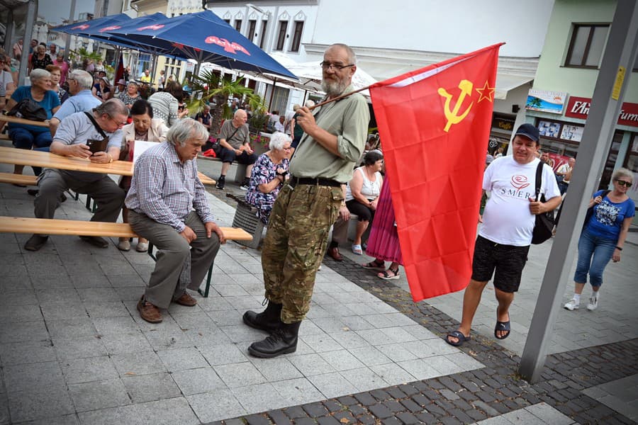 Smer-SSD zorganizoval vlastné zhromaždenie