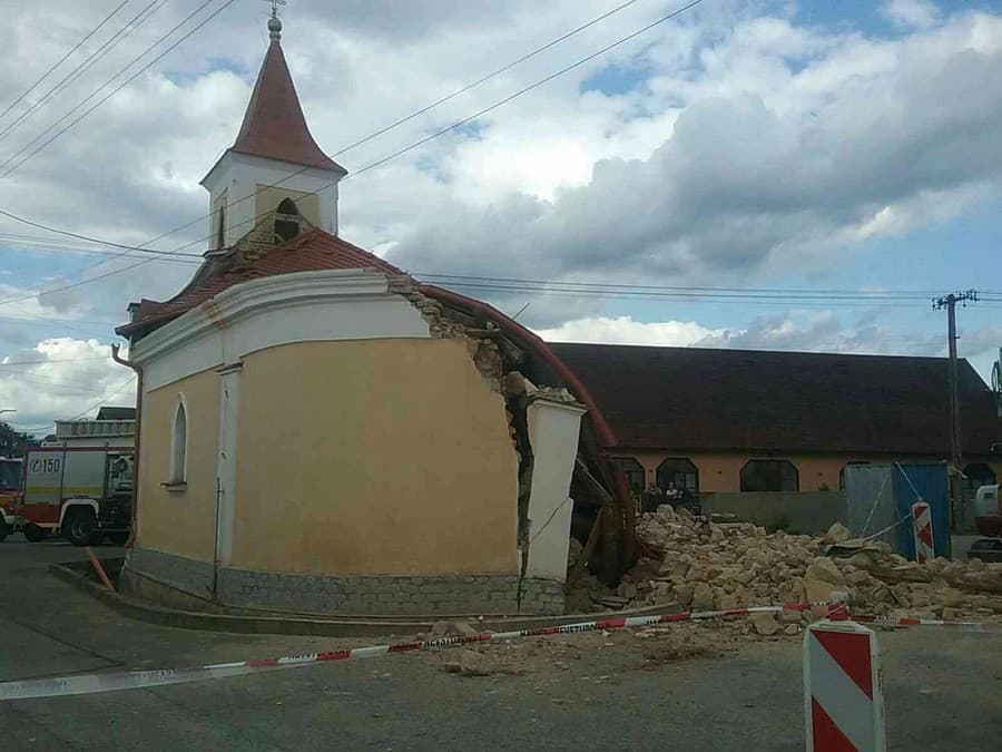 Udalosť hasičom nahlásili krátko po 13.15 h.