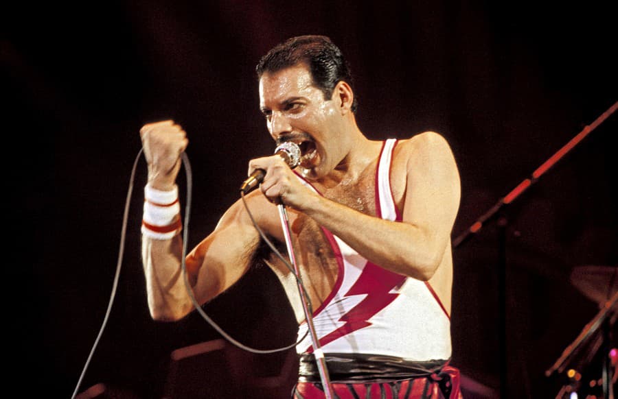 Freddie Mercury  (†