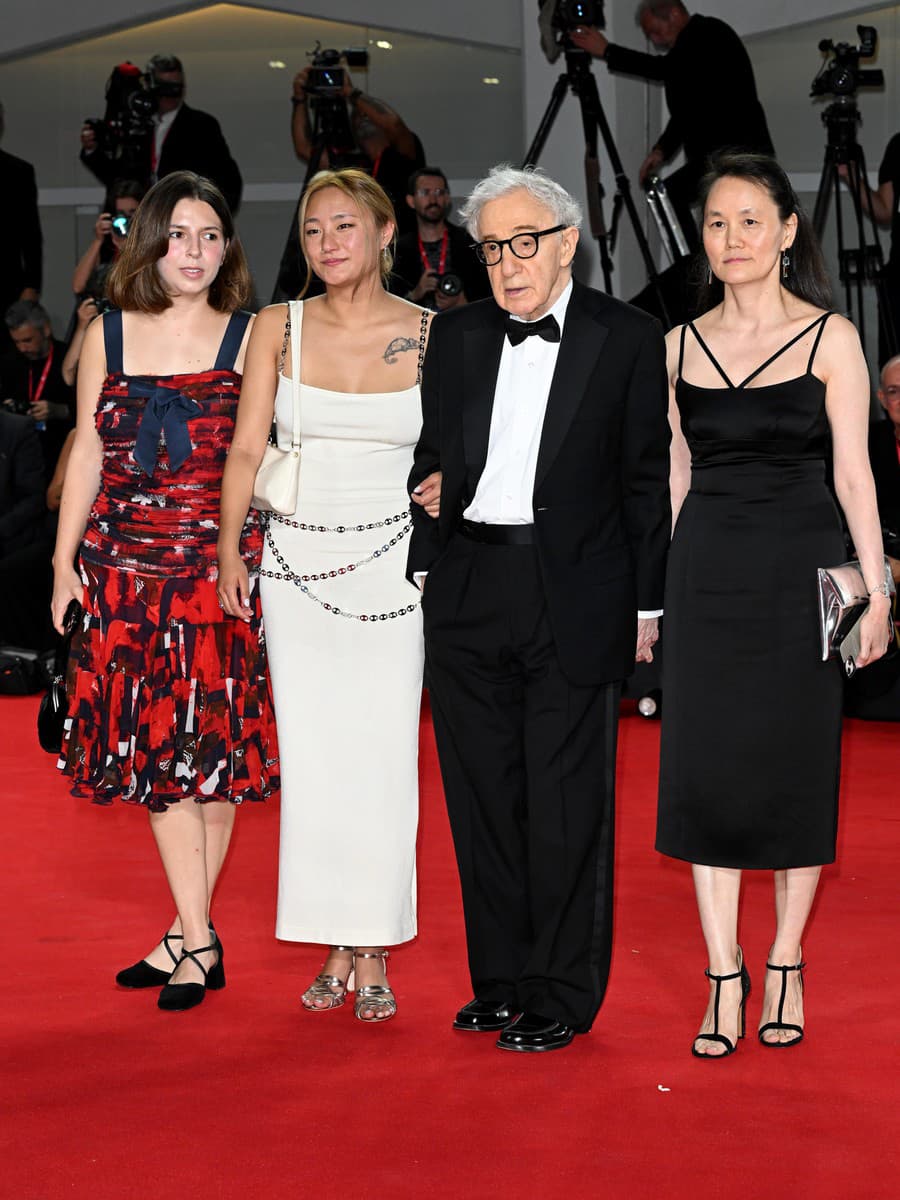 Woody Allen (78) priletel