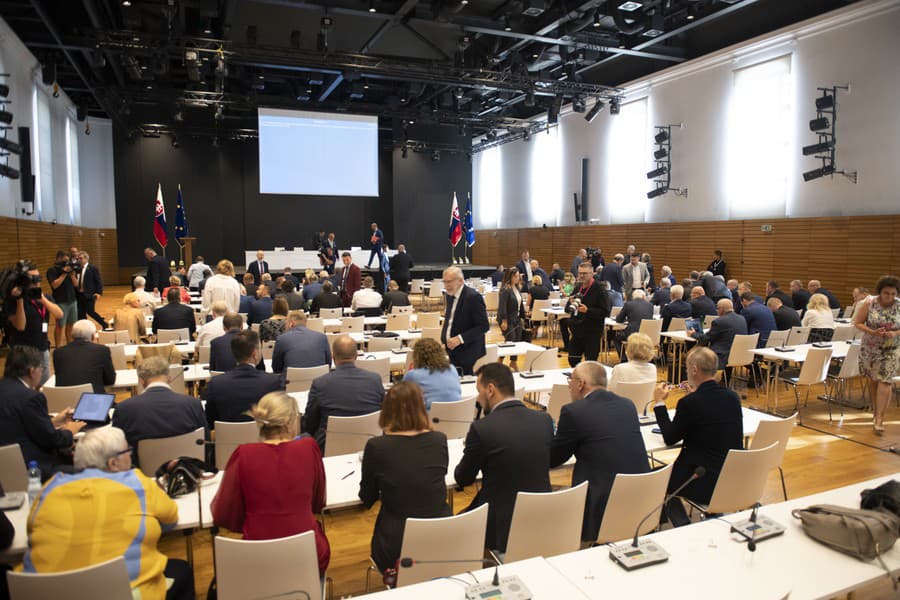 Pohľad do rokovacej sály počas schôdze Národnej rady Slovenskej republiky
