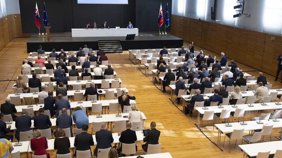 Pohľad do rokovacej sály počas schôdze Národnej rady Slovenskej republiky
