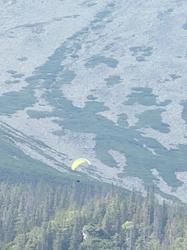 Tatry zaplavili paraglajdisti.