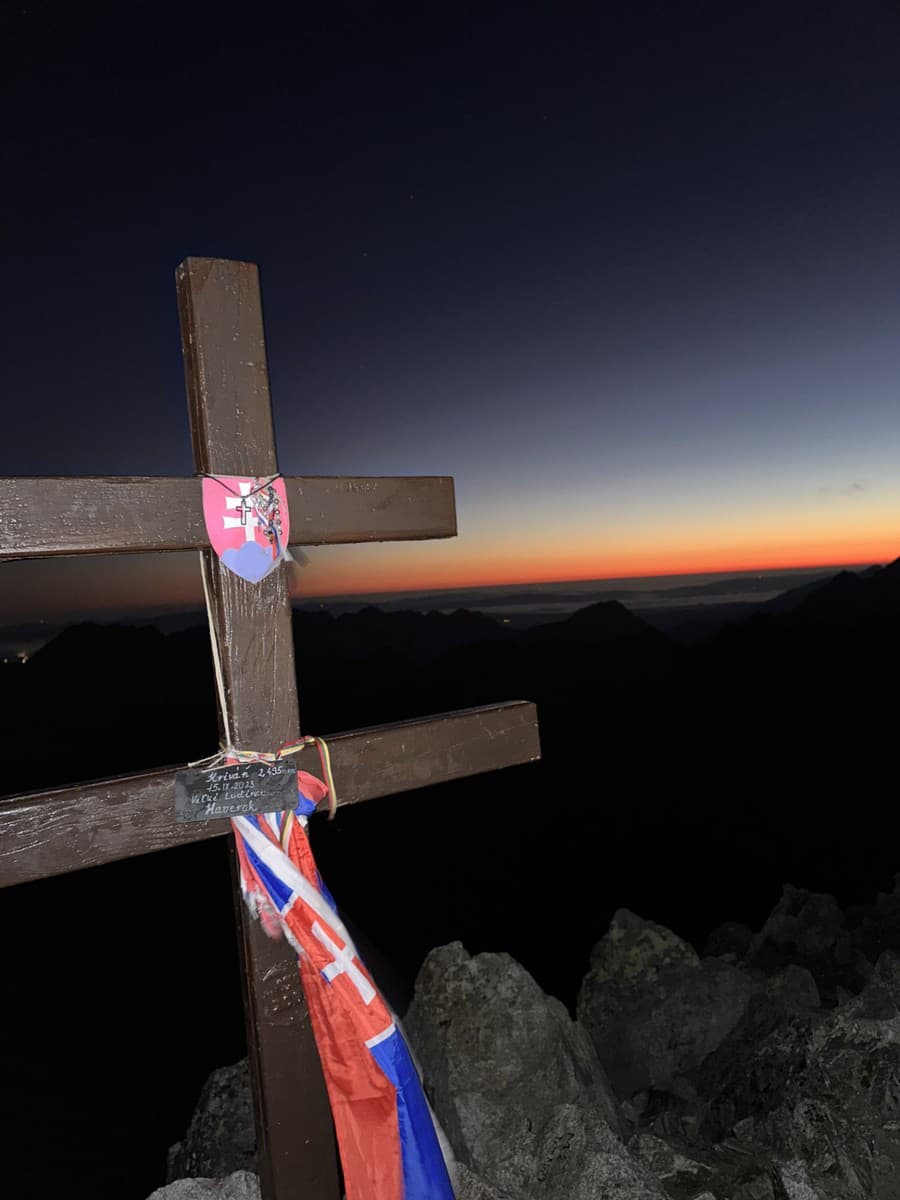 Turista Adrián pozoroval východ