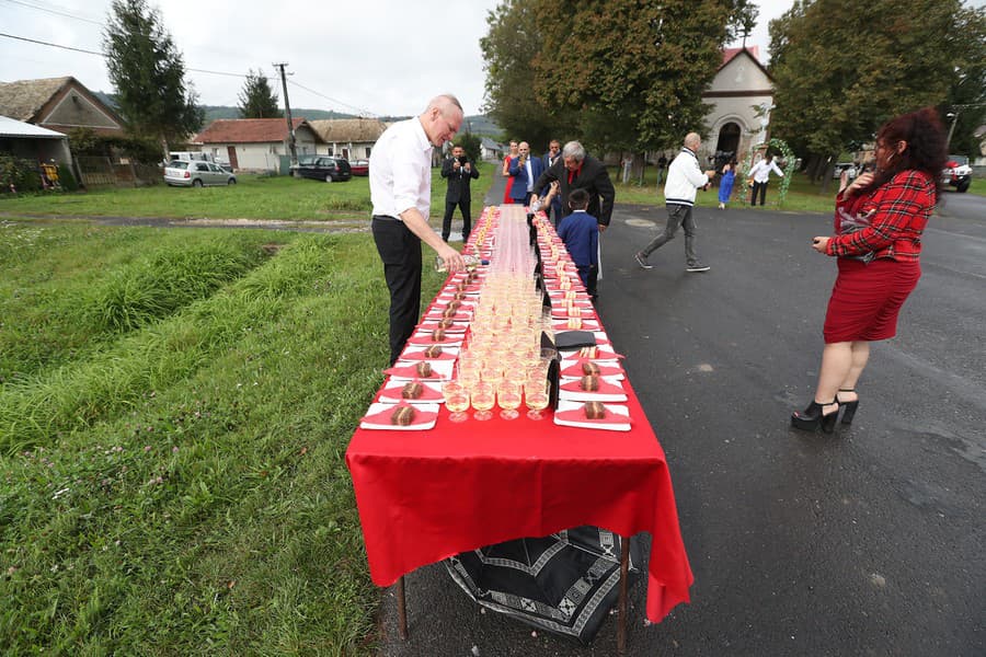 Honosná svadba Agnesy a