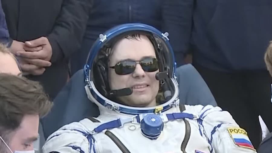 Traja astronauti sa vrátili