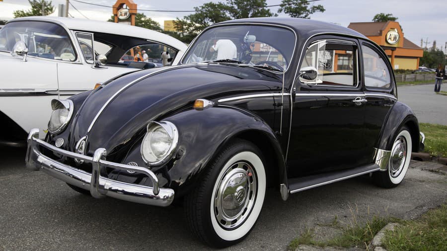 Volkswagen Beetle (1938 - 2003)