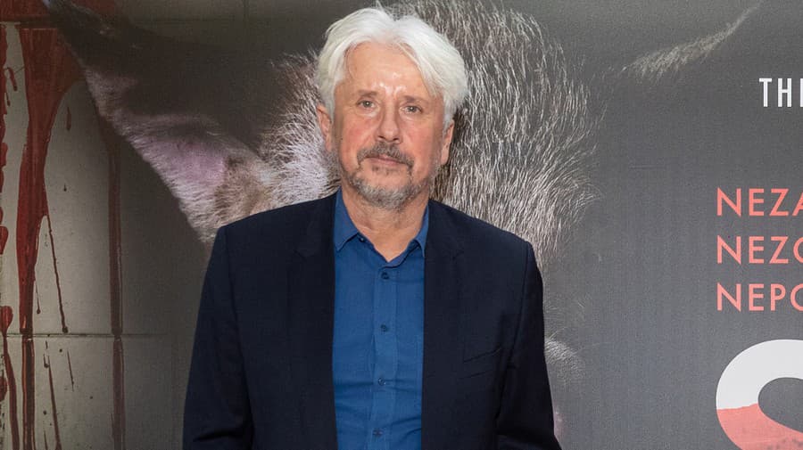 Biermann: Je vyštudovaný právnik, venuje sa však filmárčine.