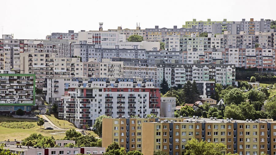 Staršie aj nové byty,