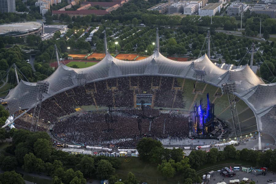 Turné Rammsteinu zatienili obvinenia