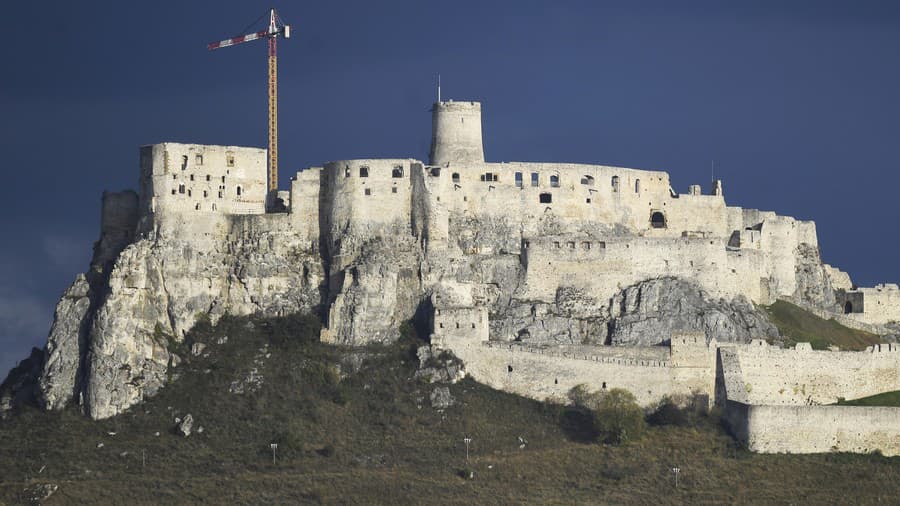 Nad Spišským hradom je