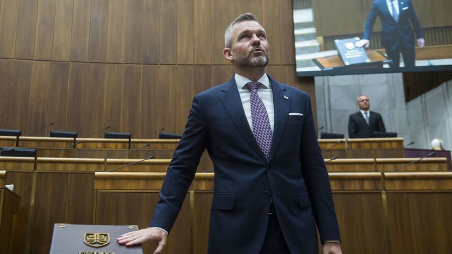 Na snímke Peter Pellegrini (Hlas-SD) skladá poslanecký sľub počas ustanovujúcej schôdze Národnej rady SR.