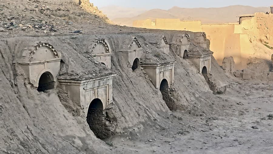 GHAZNI: Takto vyzerajú ruiny